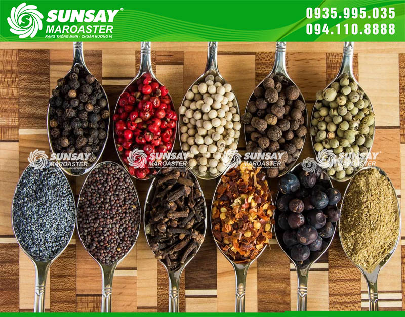 Các loại gia vị, hương liệu là thành phần không thể thiếu trong các món ăn, được rang chín đều, không cháy sém