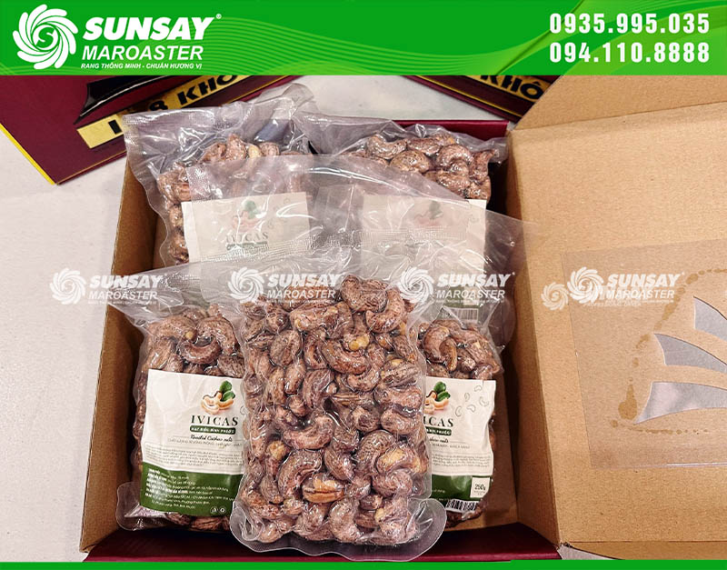 Hạt khi được rang chuẩn mới đem đi đóng gói để đảm bảo chất lượng