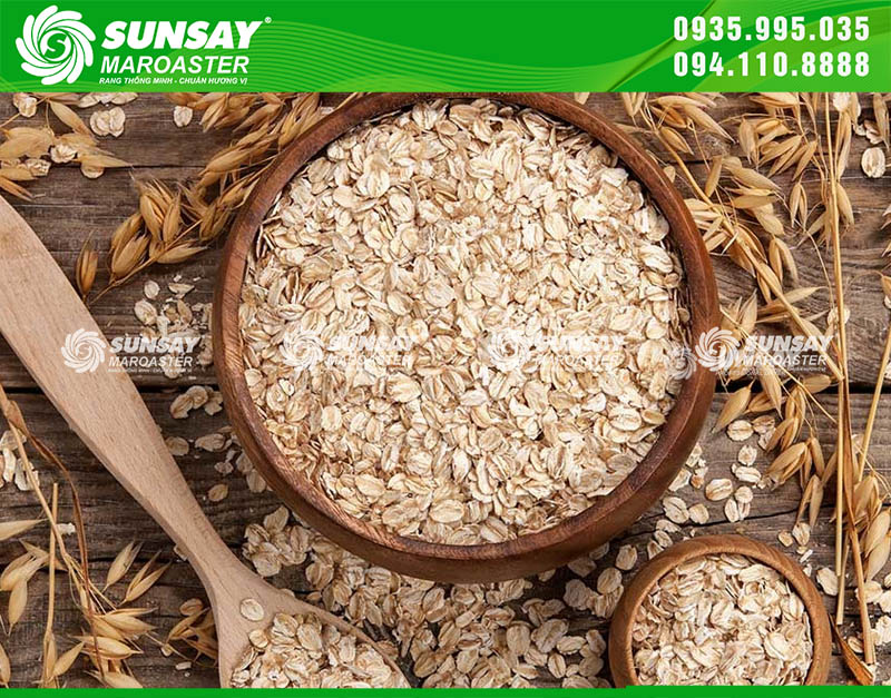 Yến mạch được rang bằng máy SUNSAY MAROASTER có cấu trúc hạt ổn định, mùi thơm nhẹ tự nhiên và phù hợp để chế biến các sản phẩm ăn liền